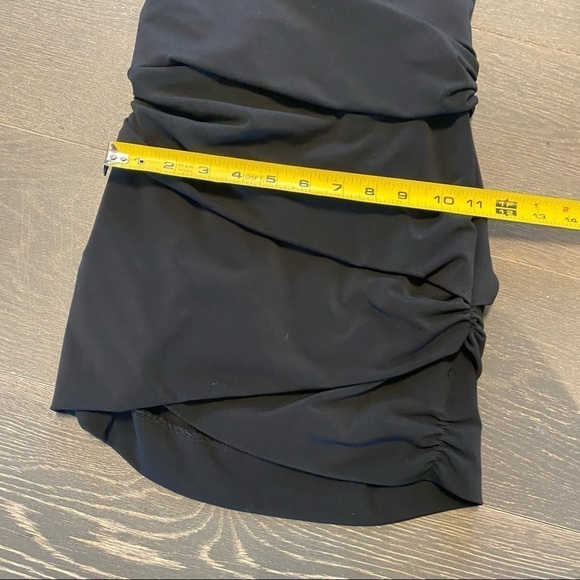 Elizabeth and James Backless Dress - Picture 12 of 13